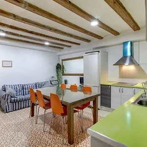 7 Pax Montserrat Ramblas Barcelona Apartment Barcelona